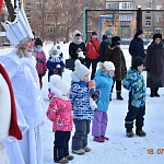 "Снежный переполох" во дворе ул. Сутягина 5А